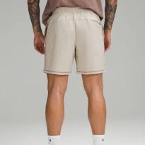 Lululemon Hybrid Pool Short M - Picture 2 of 9